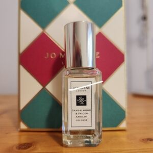 Sandalwood and Spiced Apricot